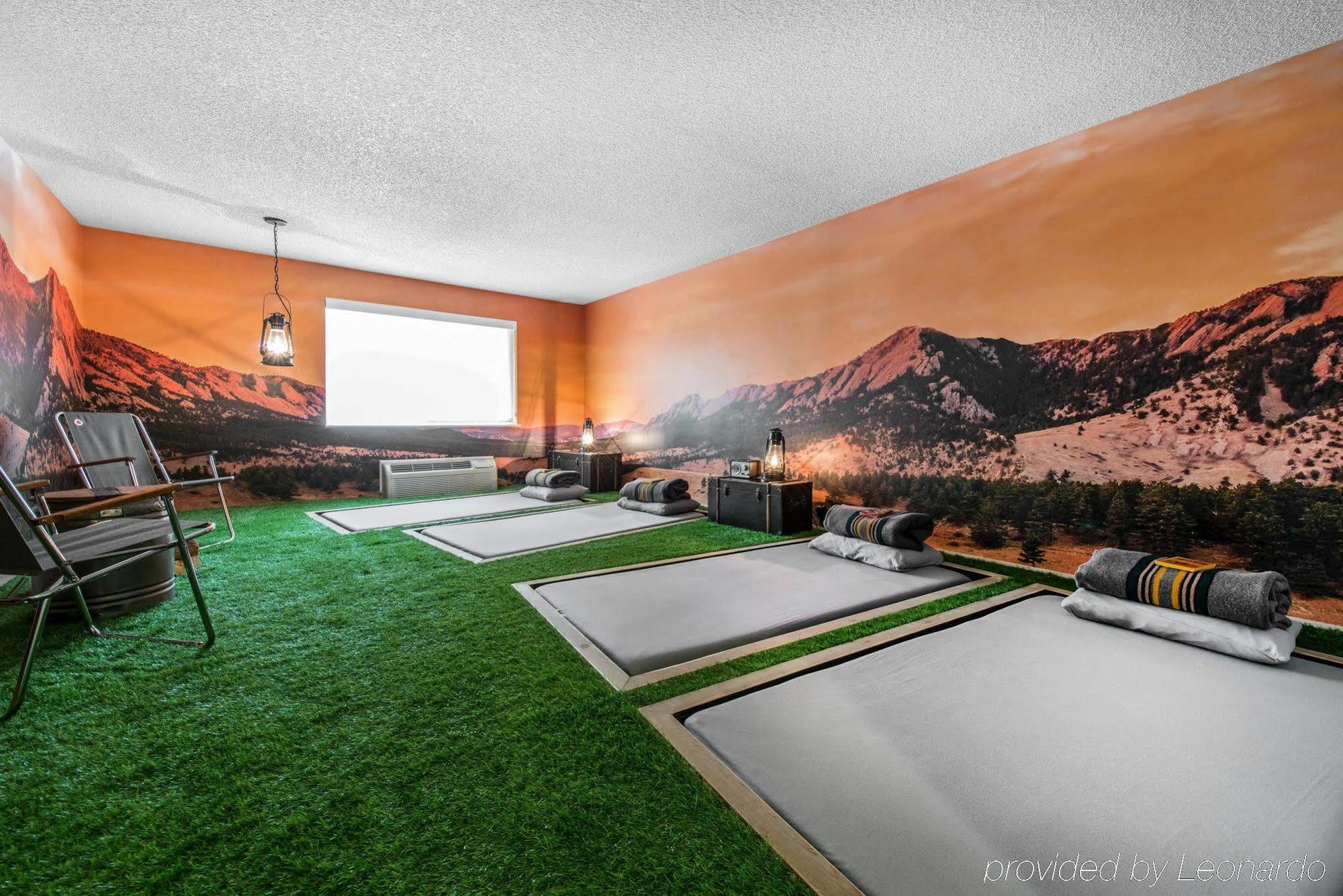 Basecamp Boulder 호텔 외부 사진