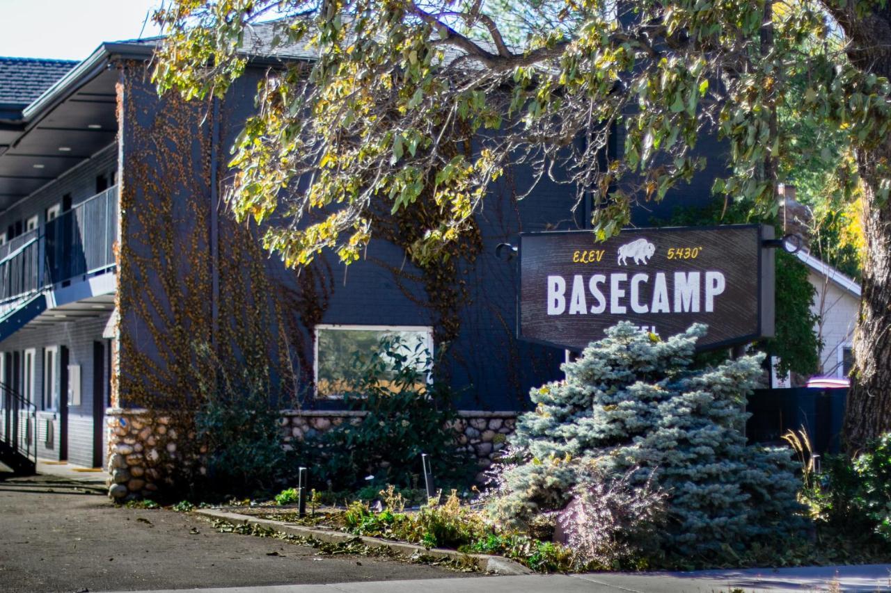 Basecamp Boulder 호텔 외부 사진